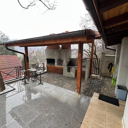 Casa Romana Ieşelniţa Екстериор снимка
